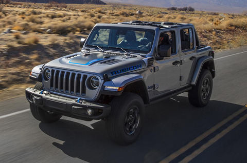 eep-Wrangler-4xe-plug-in-hybrid_2021_200906-1