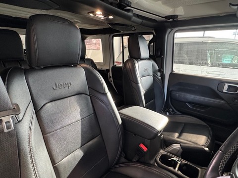 中古車5