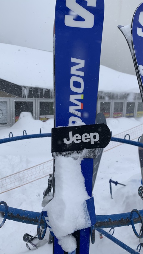 528E126E-5E1E-4C5F-97C6-BA53700D3E14