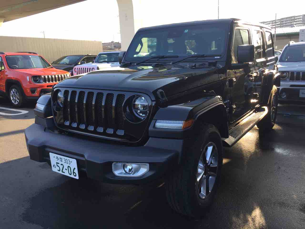 ジープ浦和 オンライン商談 コロナ対策 ジープ ラングラー レネゲード チェロキー コンパス Suv オフロード お出かけ うらわでわらう ジープ浦和