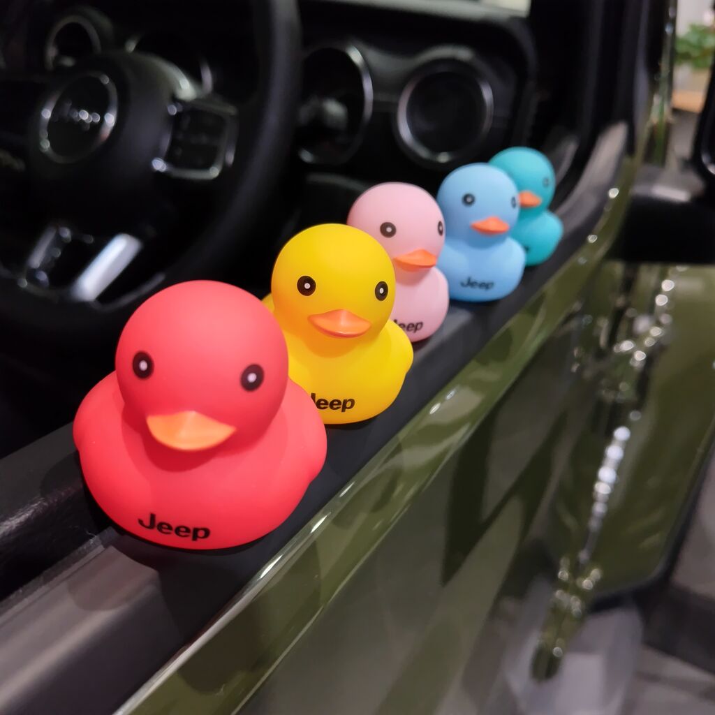 カラフル Jeep Duck｜ジープ武蔵野スタッフブログ｜Jeep Official