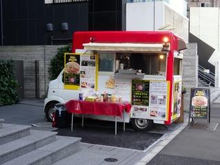 キッチンカー2
