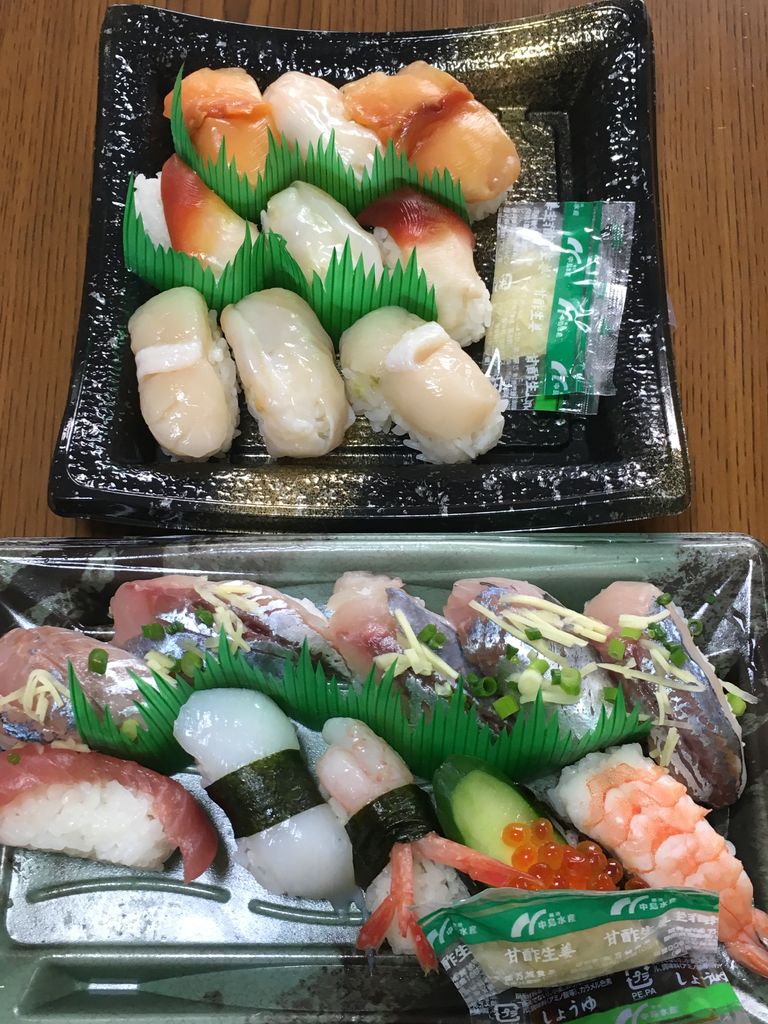一人ランチはにぎり鮨祭り 築地 中島水産 はっちの蒸し豚