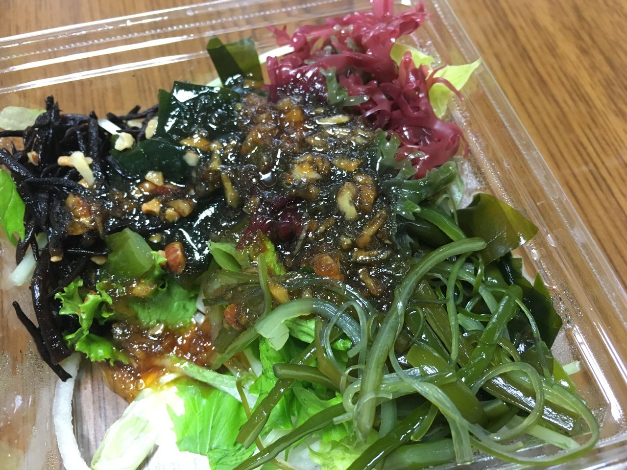 3種海藻のサラダ セブン はっちの蒸し豚