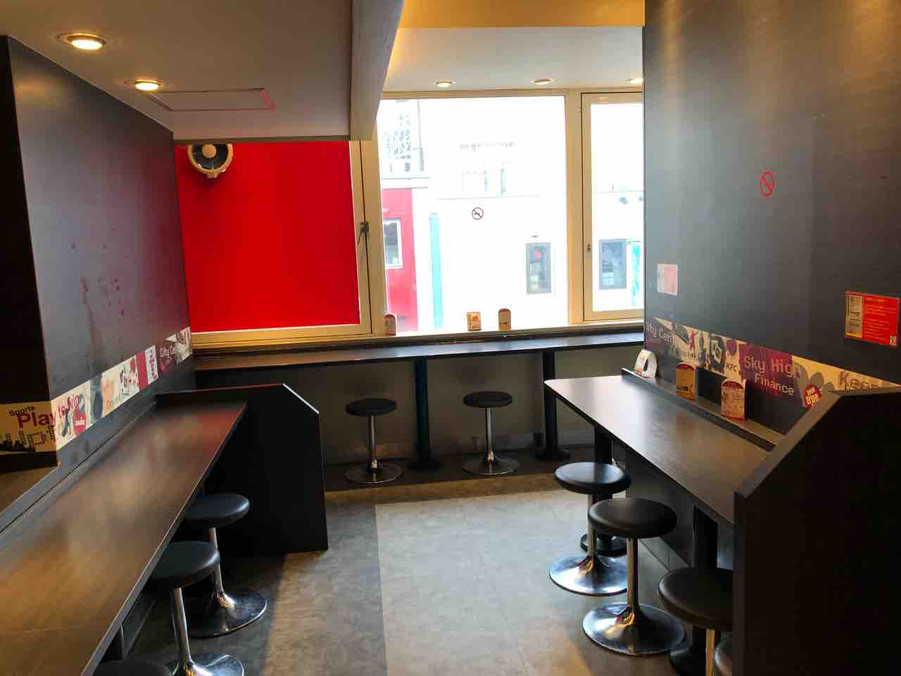 店舗限定モーニング ホットドッグ サルサ セット330円 ケンタッキー池袋西口店 はっちの蒸し豚