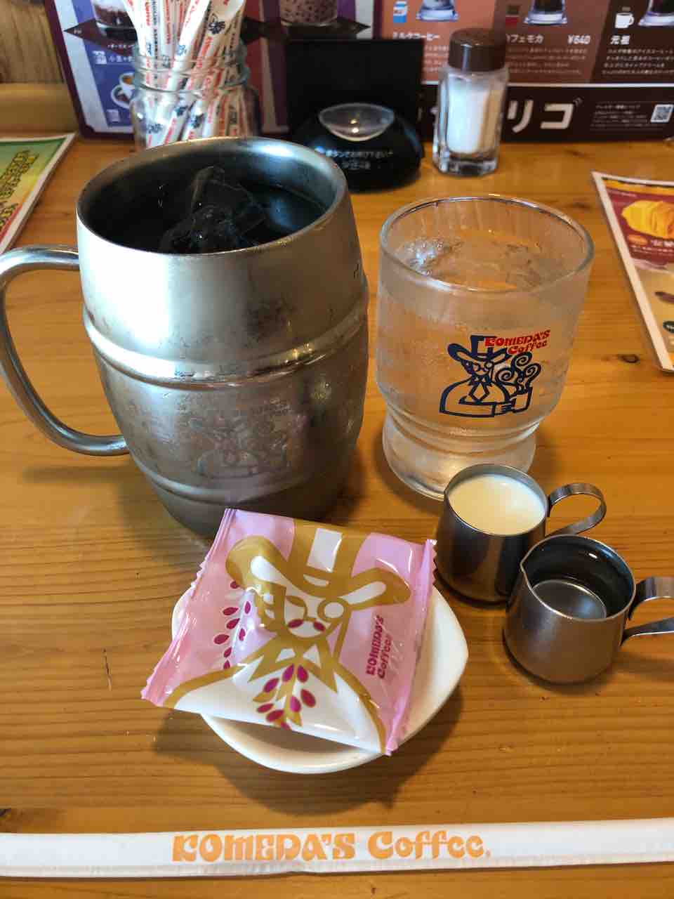 たっぷりアイスコーヒー580円 コメダ珈琲店巣鴨店 はっちの蒸し豚