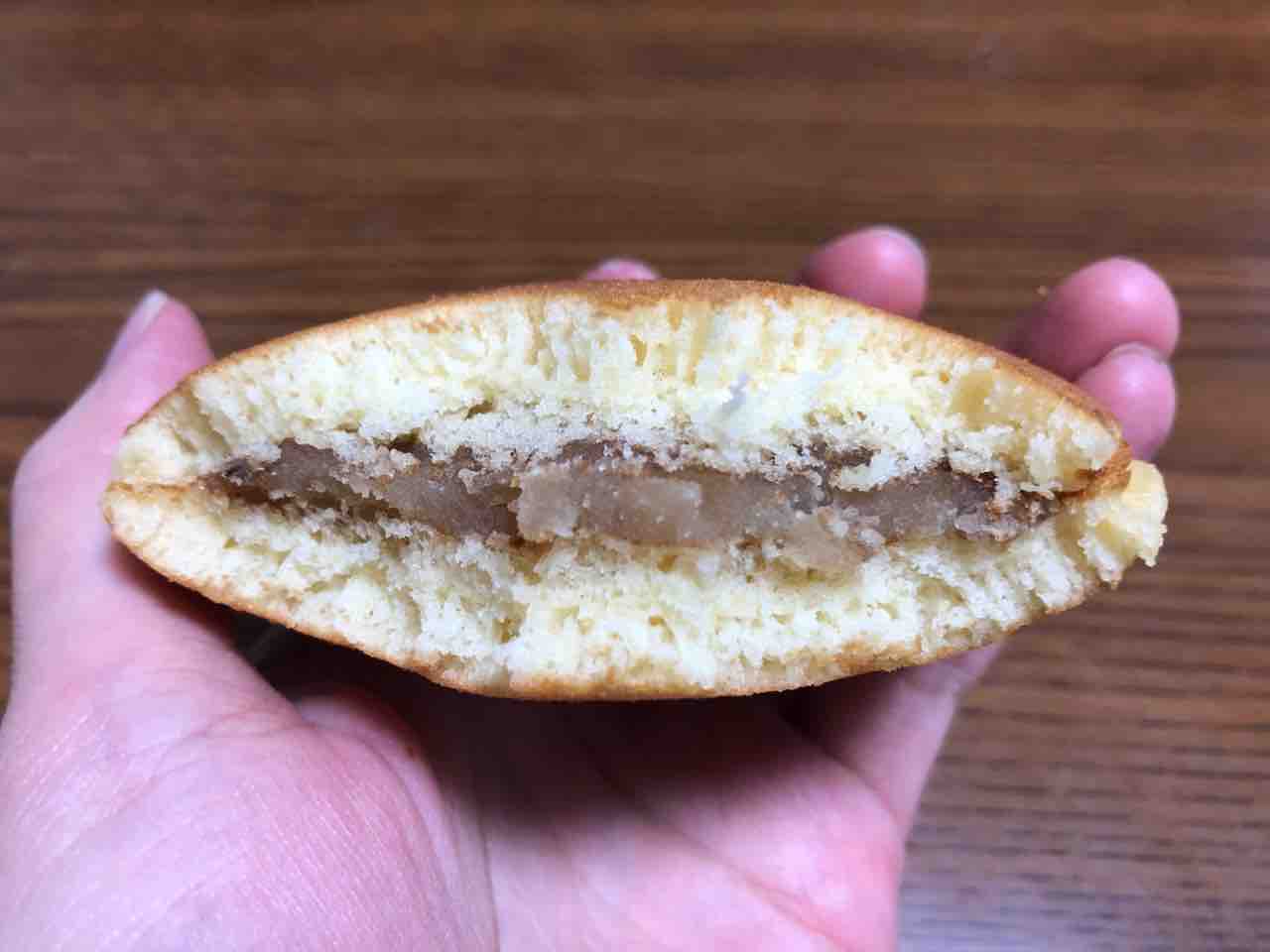 三笠もんぶらん 有 神戸ふたみ堂 はっちの蒸し豚
