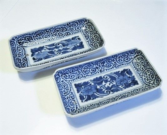 骨董品  古伊万里角皿  値下げしました。 古伊万里 染付八角皿 ｜骨董品買取 緑和堂
