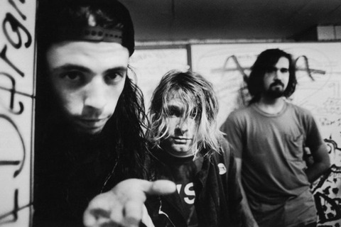 NIRVANA、『Live At The Paramount (1991)』の映像公開 	