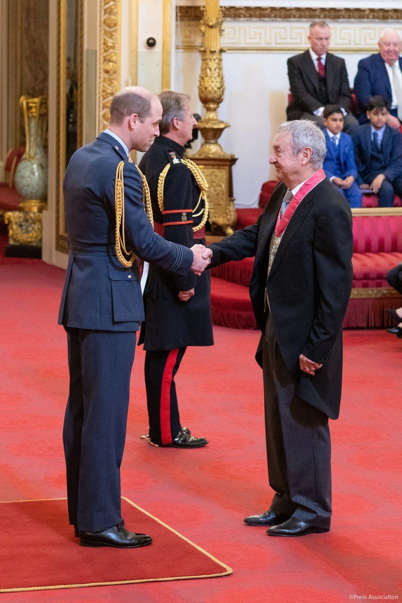 Pink Floydのnick Masonに大英帝国勲章 もんてぃ ぱいそん Pink Floydのnick Masonに大英帝国勲章 もんてぃ ぱいそん