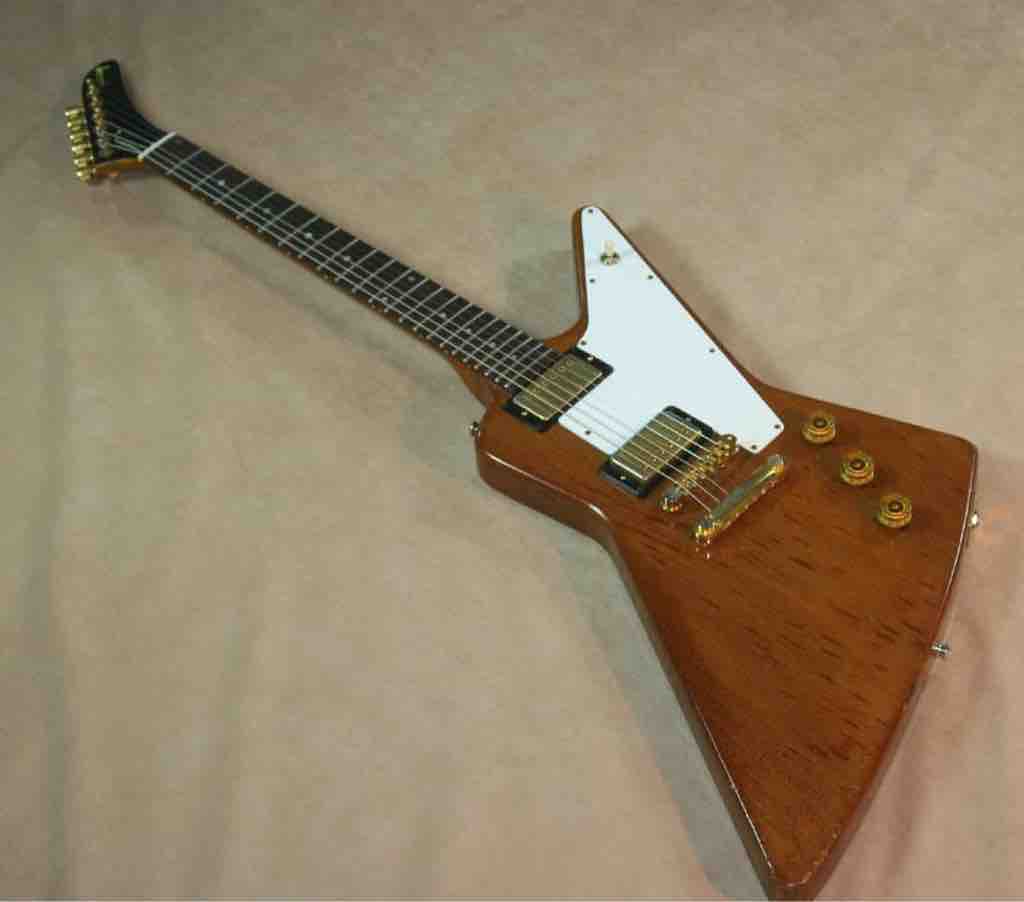 機材紹介/ギター】Gibson Explorer（'98） : 30代サラリーマンのギター