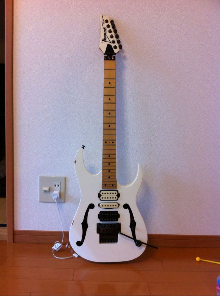 機材紹介/ギター】Ibanez PGM300('97) : 30代サラリーマンの 機材紹介/ギター】Ibanez PGM300('97) : 30代サラリーマンの