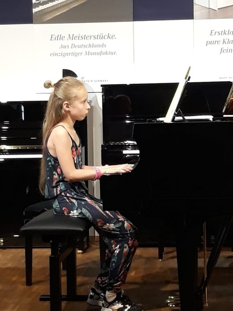 67690940_433855027339851_1341987833287540736_n