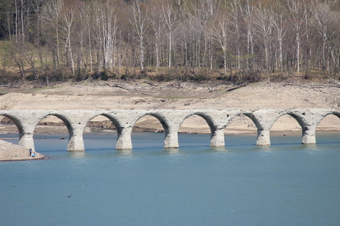 タウシュベツ橋梁 (2)