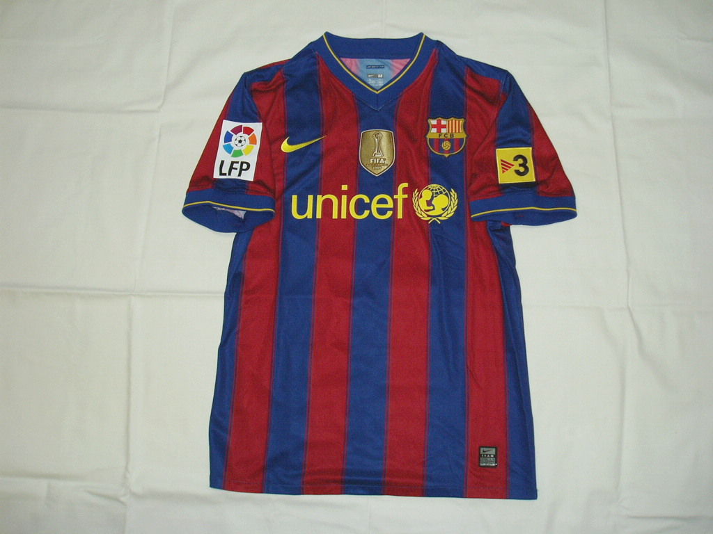 Iniesta Barcelona H 09 10 Matchworn Shirt Matchwornshirtscollection Iniesta Barcelona H 09 10 Matchworn Shirt Matchwornshirtscollection