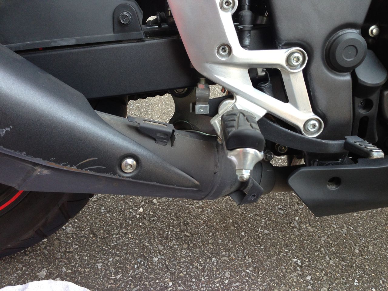 Cbr250r マフラー交換 Akrapovic バイクが奏でるその先へ Cbr250rと共に Cbr250r マフラー交換 Akrapovic バイクが奏でるその先へ Cbr250rと共に