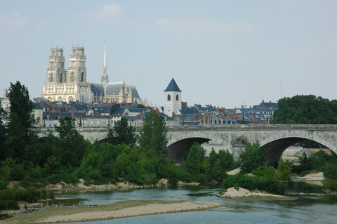 France_Orleans_Cathedrale_Pont_Georges_V_01