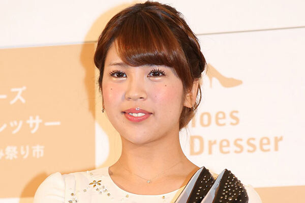 sakaguchi_anri_1_line_tw