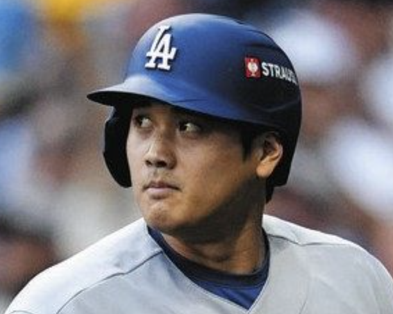 大谷翔平サン...三振なのに打撃妨害をアピールするも審判に無視されてしまう