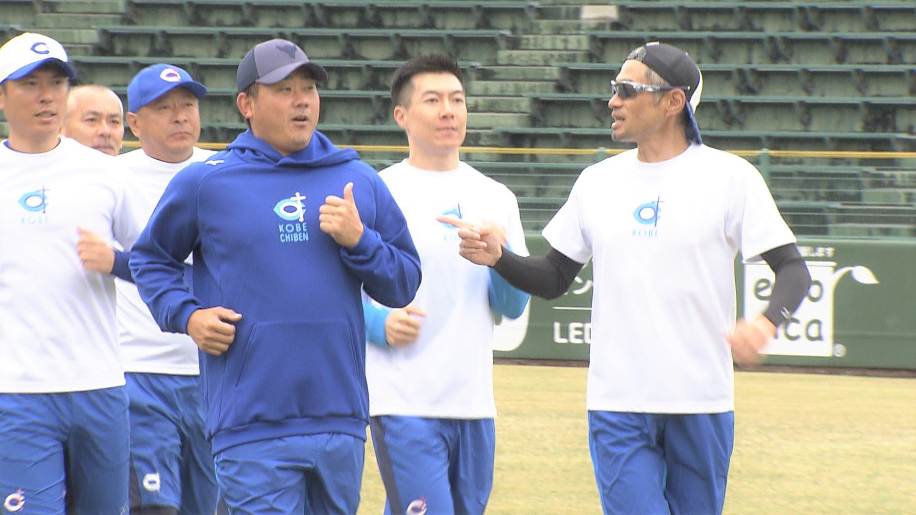 【大悲報】イチロー球団に加入した松坂大輔さん、駄目出しされるｗｗｗｗｗｗｗ