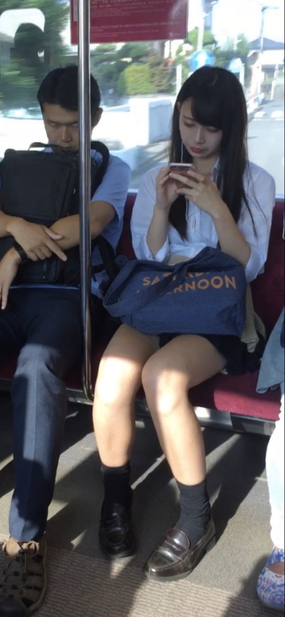 画像 ミニスカ女子高生さん 撮られてしまうwwwwwwwwww 阪神タイガース猛虎魂アンテナ 画像 ミニスカ女子高生さん 撮られてしまうwwwwwwwwww 阪神タイガース猛虎魂アンテナ