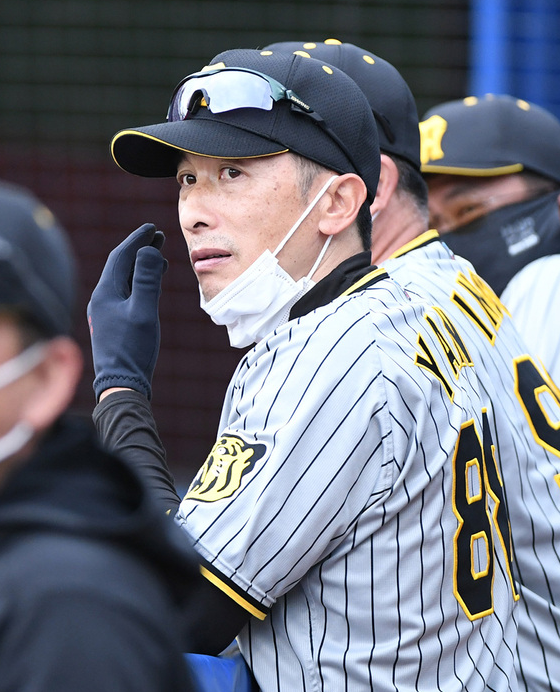 阪神タイガース矢野監督、ヤクルトスワローズの小川投手を褒める