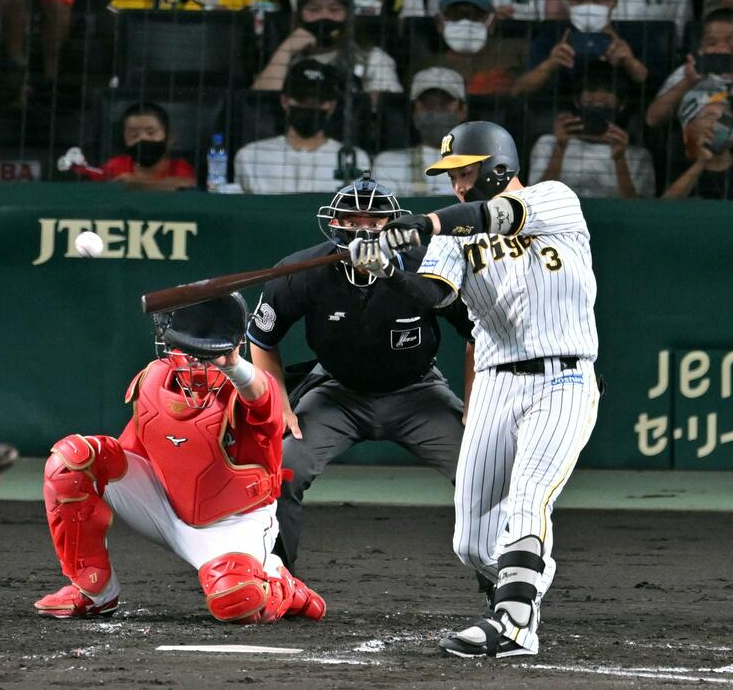 阪神が初回に２点追いつく　大山の右前適時打と原口の右犠飛で同点