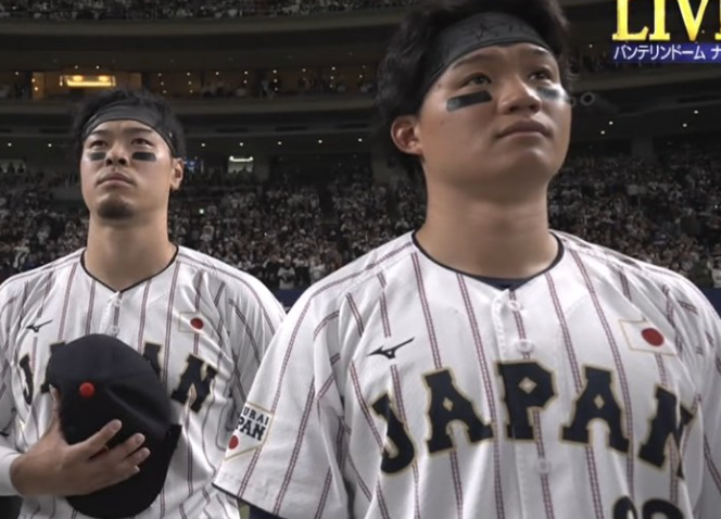 国歌斉唱の時の森下翔太、美しすぎると話題に