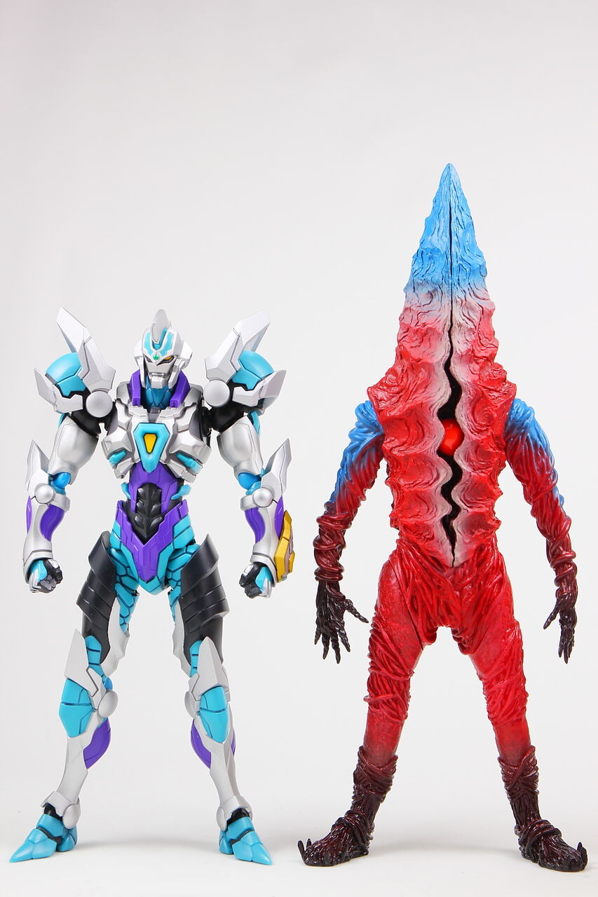 ACRO ソフビ製塗装済完成品 SSSS.GRIDMAN ナナシA＆ナナシB