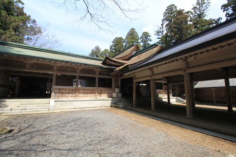 愛宕山本殿