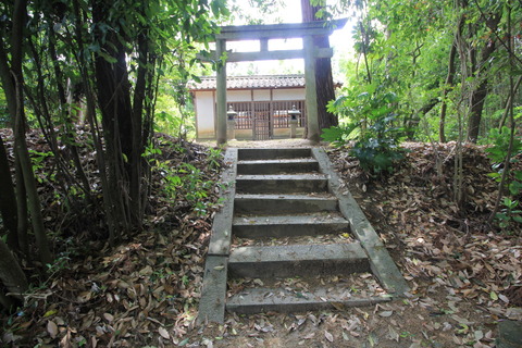 弘計皇子神社の拝殿