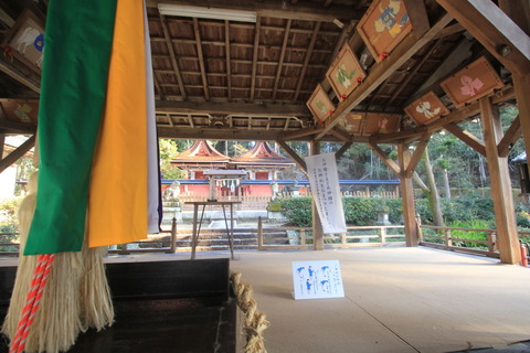 登弥神社の拝殿内部
