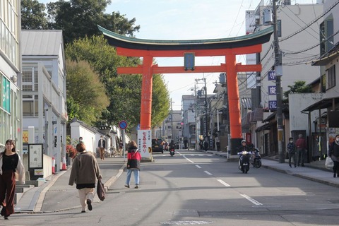 大手筋の大鳥居