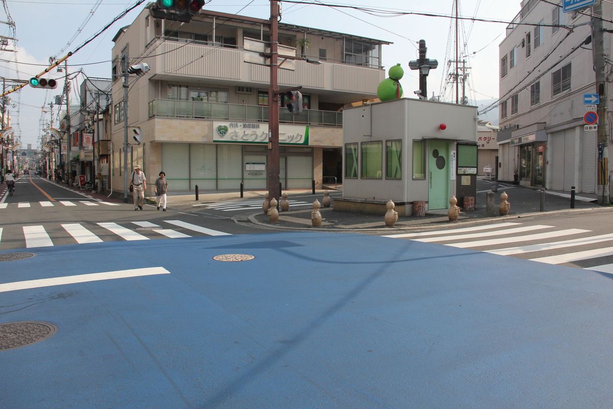 瓢箪山稲荷神社の参道 東高野街道 瓢箪山 東大阪市 エナガ先生の講義メモ