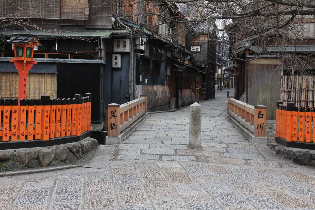 八坂神社の参道 辰巳大明神 京都市 東山区 元吉町 エナガ先生の講義メモ