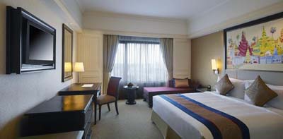 Sule-Shangri-La-Yangon-Rooms-and-Suites-Deluxe-Room