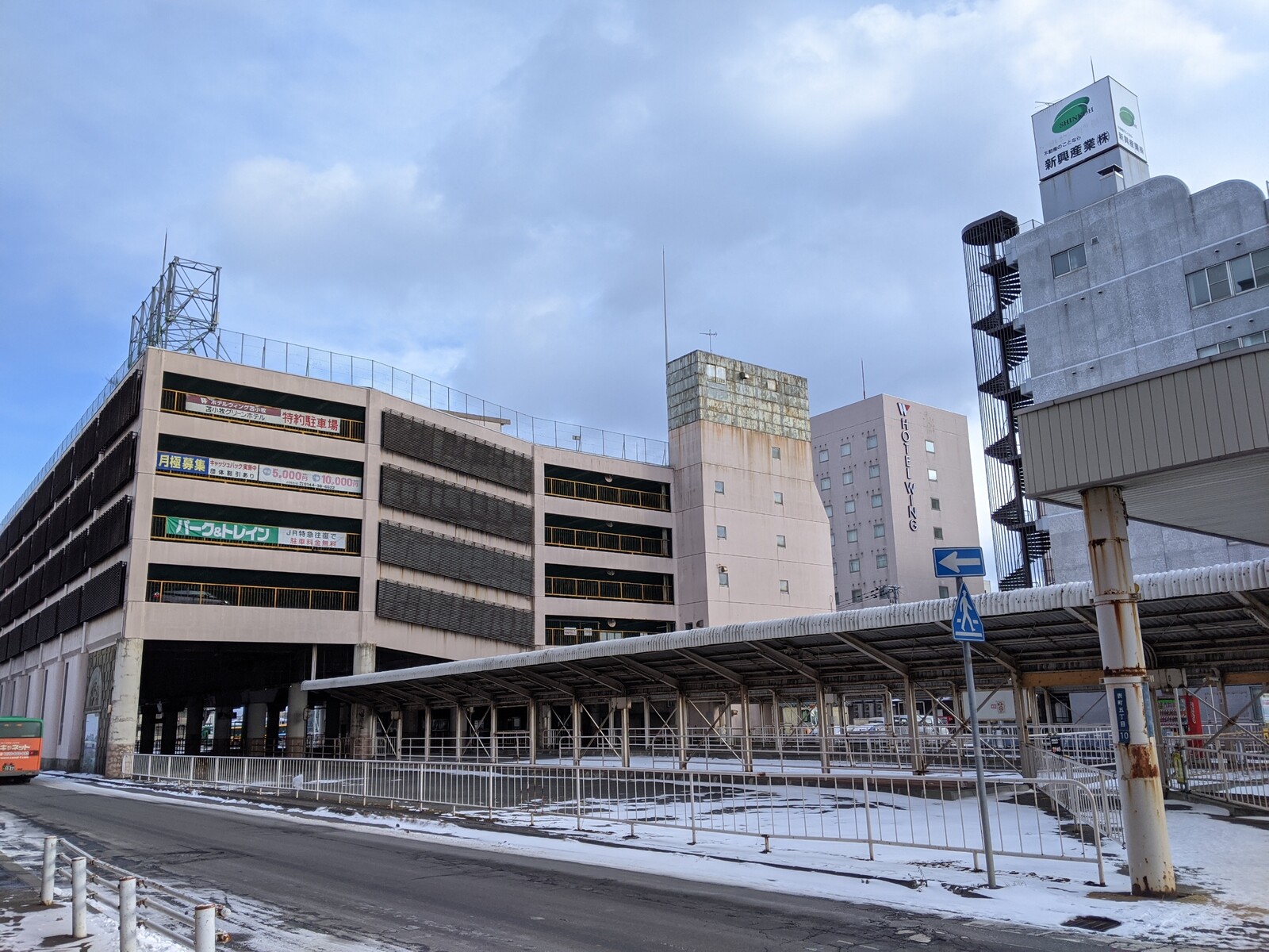 苫小牧駅前バスターミナル ダイエー苫小牧店 サンプラザ駐車場 訪問記 苫小牧駅前バスターミナル ダイエー苫小牧店 サンプラザ駐車場 訪問記