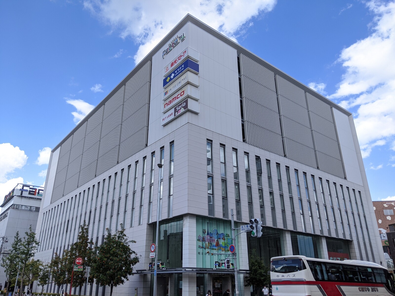 サッポロファクトリーフロンティア館 東光ストアサッポロファクトリー店 札幌東急ストアサッポロファクトリー店 訪問記