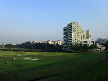 P2102106