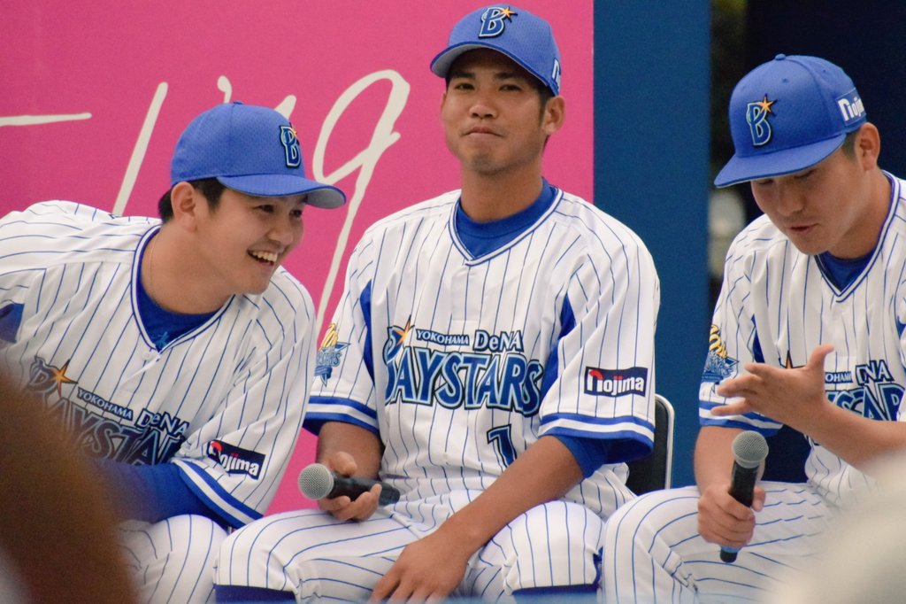 Dena 亡き母 こら将志ここまで打ってみい に桑原 見たか母ちゃん打ったで と本塁打放ち活躍 E ネ スポーツ撞 Dena 亡き母 こら将志ここまで打ってみい に桑原 見たか母ちゃん打ったで と本塁打放ち活躍 E ネ スポーツ撞