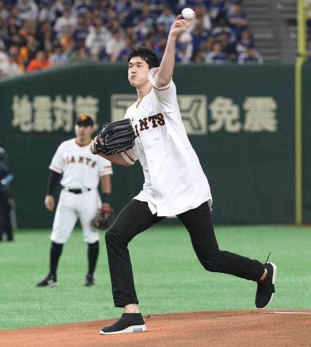 バスケ オフで肉体改造中の渡辺雄太 マウンドでも肉体改造 E ネ スポーツ撞