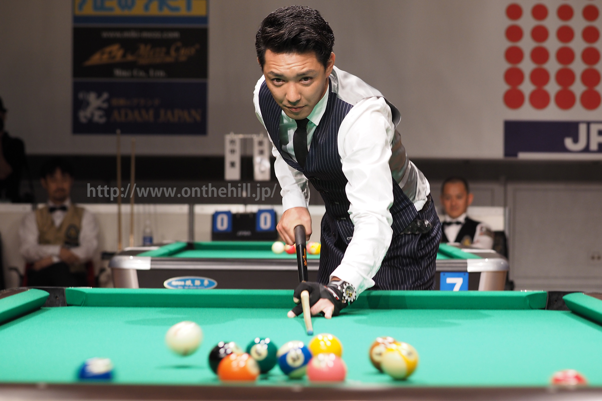 動画 俳優の金子昇が来店 一緒にビリヤードしてみた ビリヤードの話題 E ネ スポーツ撞