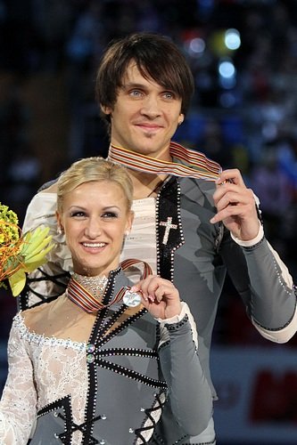 2011_World_Championships_Tatiana_VOLOSOZHAR_Maxim_TRANKOV_Podium