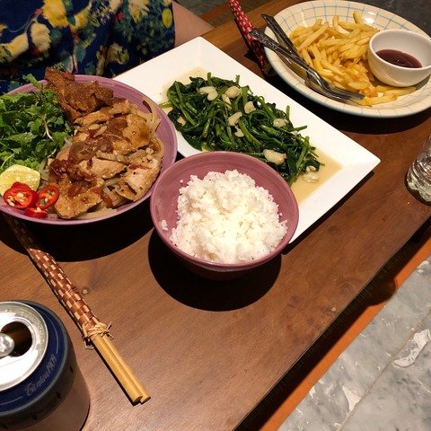 5967AAE6-5CC3-40BB-A0F1-14F66051B754