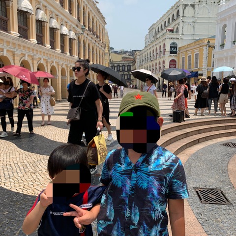 4AC4E4E0-AA82-462F-A5F8-5FA7B685FAA5