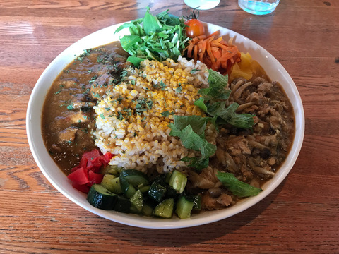 20190716_042248489_w1500