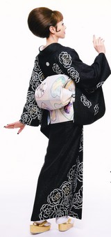 シャネル後ろ姿