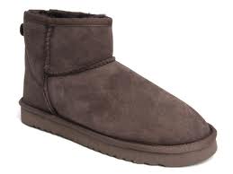 UGG3