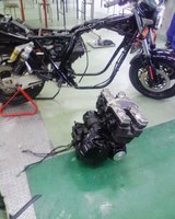 エンジンとフレーム