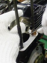 ピストンピン外し